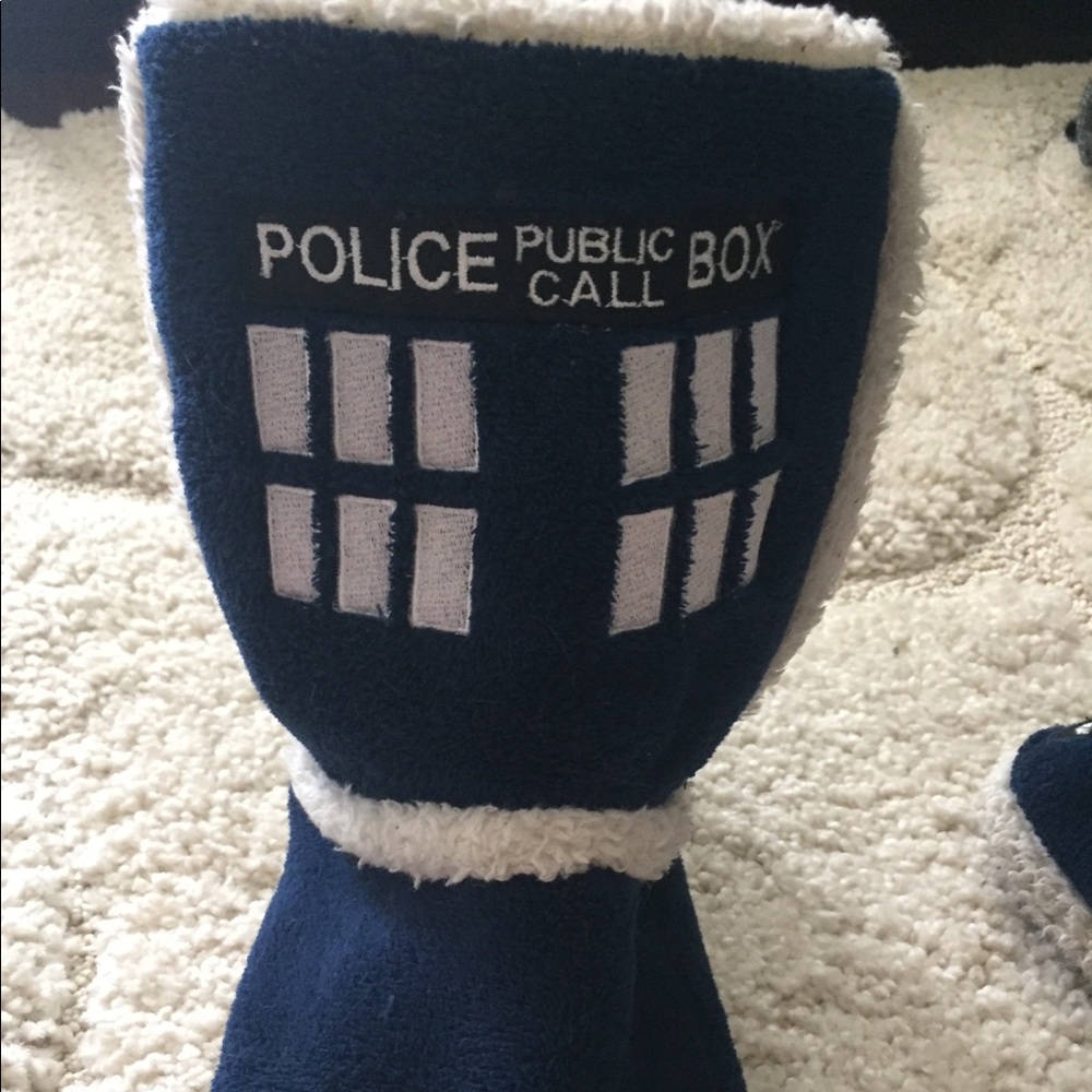 Doctor Who - TARDIS Police Box lounging boots